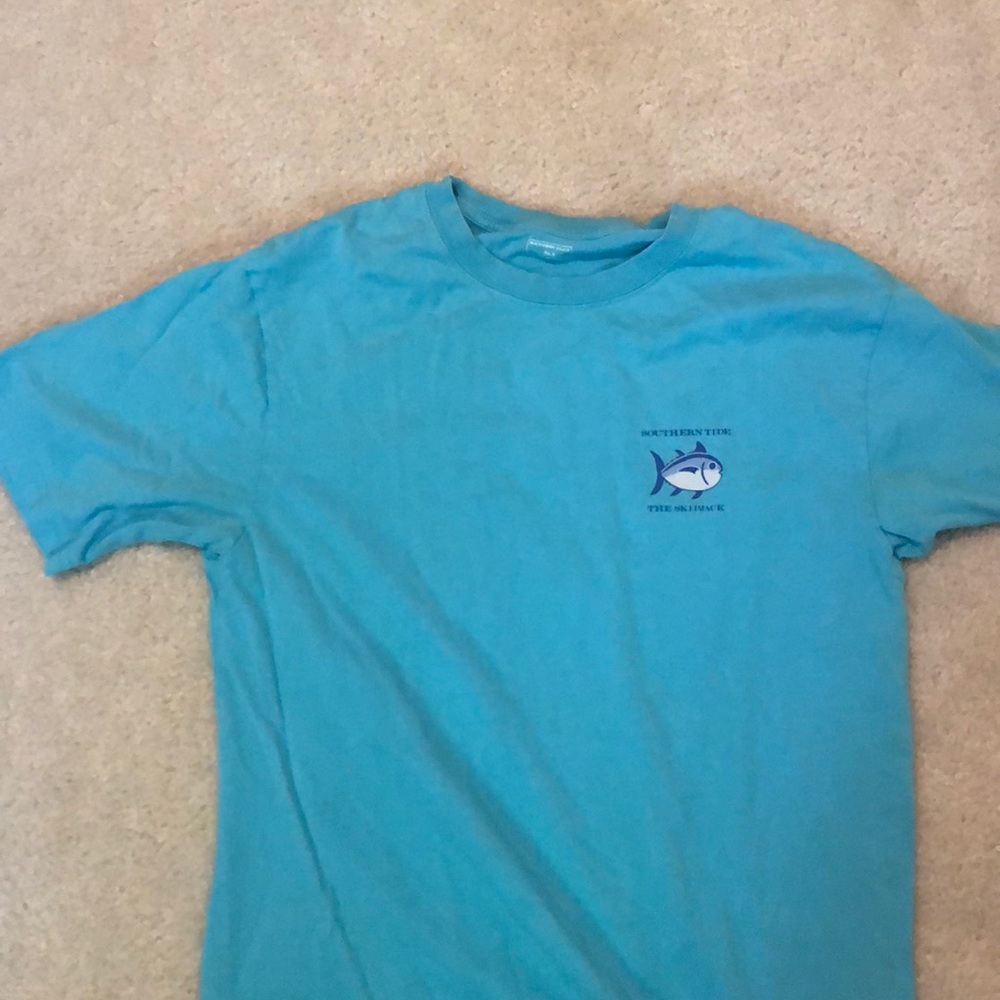 Southern tide t shirt